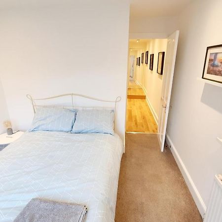 לונדון Lovely 2 Bedroom Period Garden Flat. מראה חיצוני תמונה