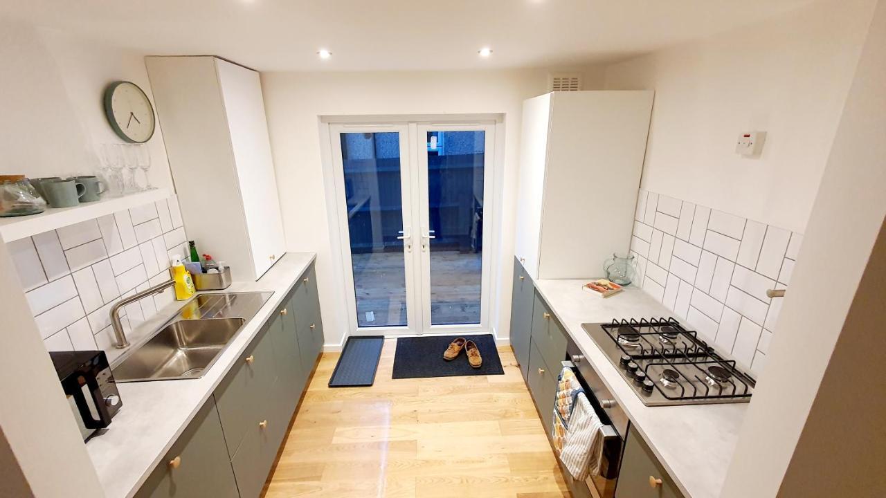 לונדון Lovely 2 Bedroom Period Garden Flat. מראה חיצוני תמונה