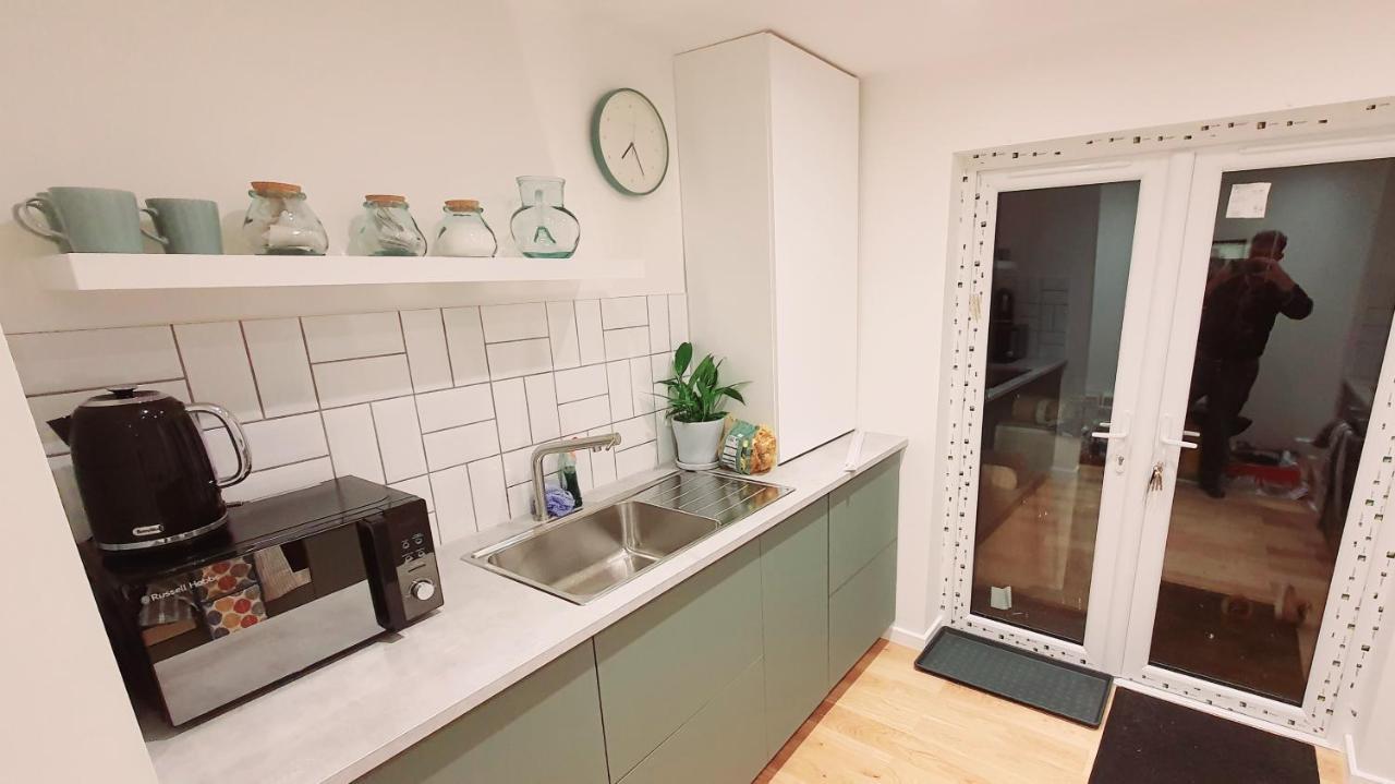 לונדון Lovely 2 Bedroom Period Garden Flat. מראה חיצוני תמונה